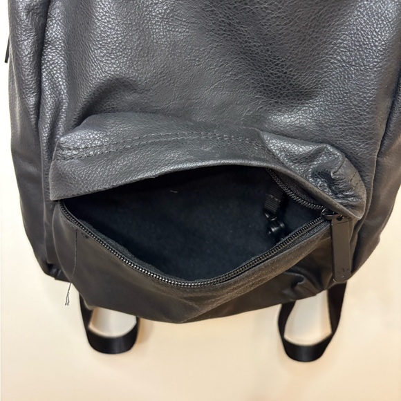 Adidas Backpack - Picture 7 of 7